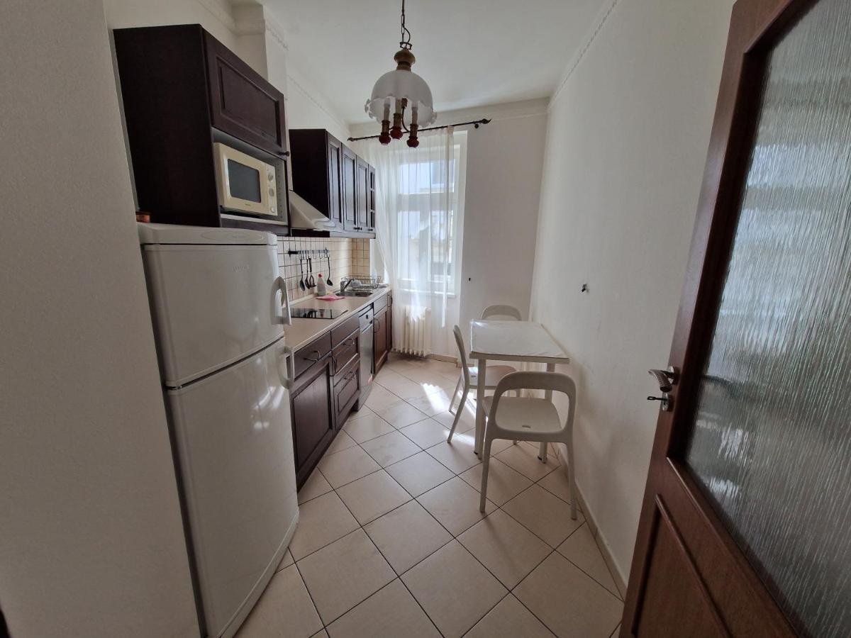 Apartman 63M2 S Balkonem V Lazenskem Centru Karlovy Vary Ngoại thất bức ảnh