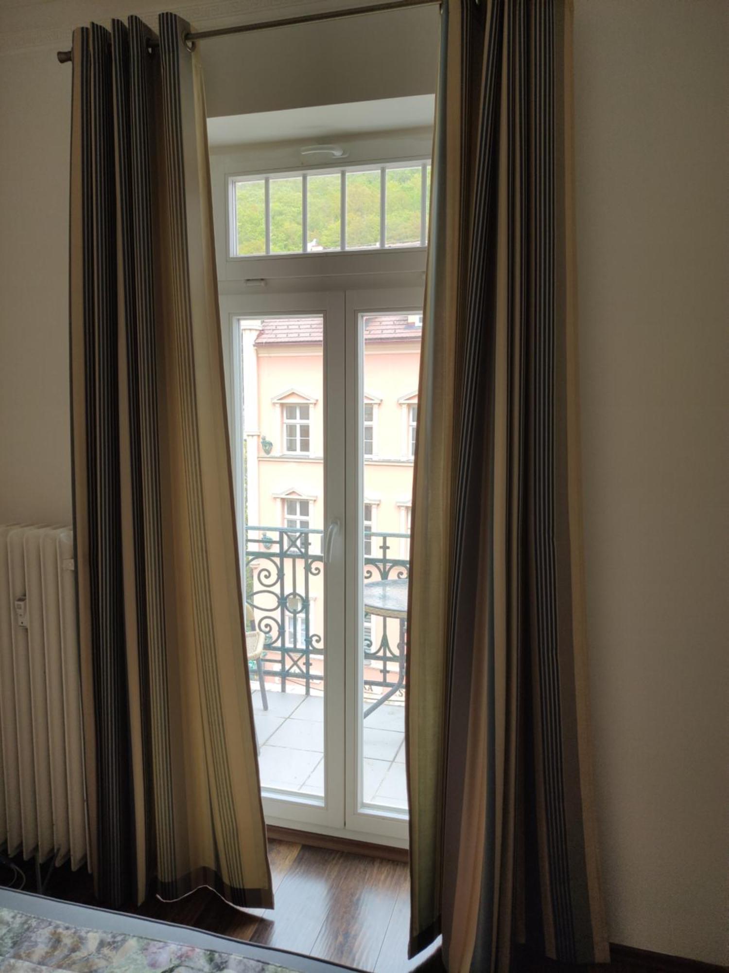 Apartman 63M2 S Balkonem V Lazenskem Centru Karlovy Vary Ngoại thất bức ảnh